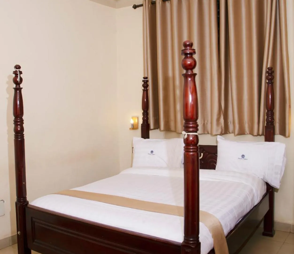 Ubuntu Palace Hotel Kampala