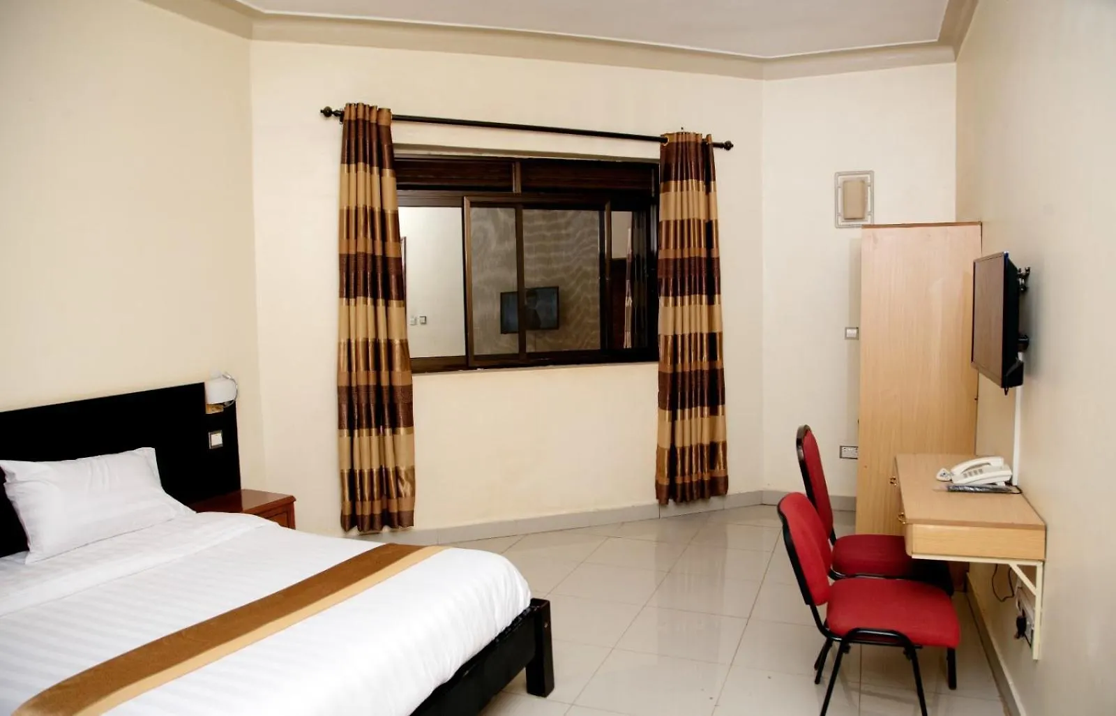 Ubuntu Palace Hotel Kampala